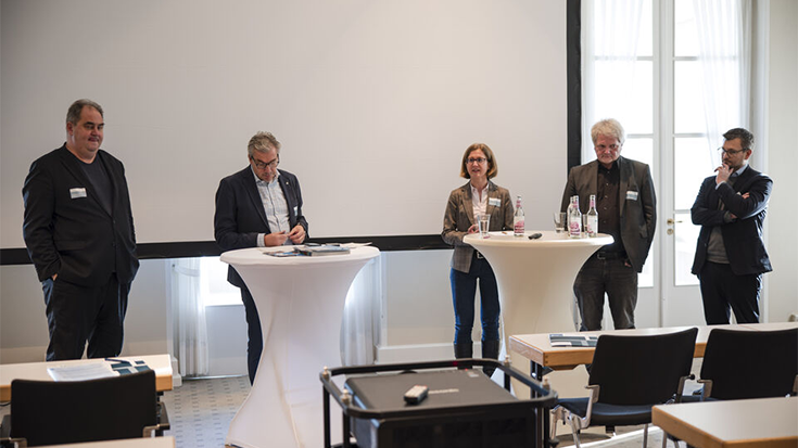 Group photo with Agelika Krehl at the conference