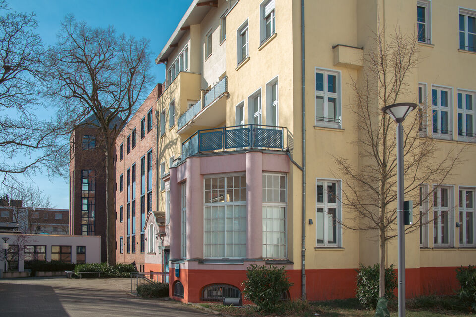 Illustration of Buildings S, R and X