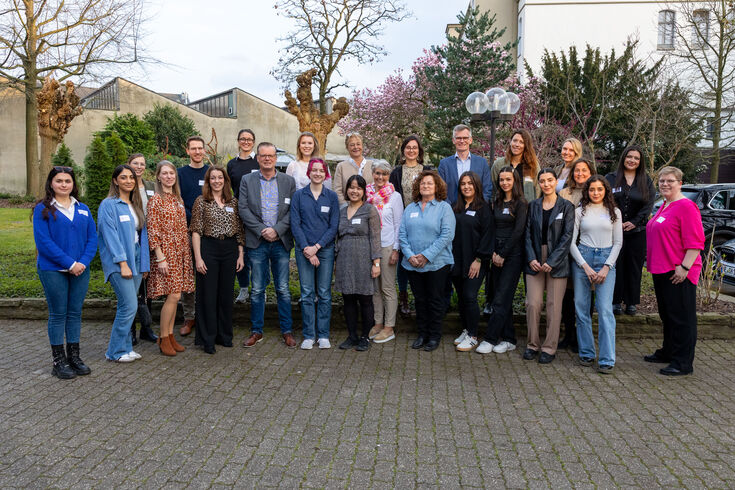 Group photo of organisers and participants