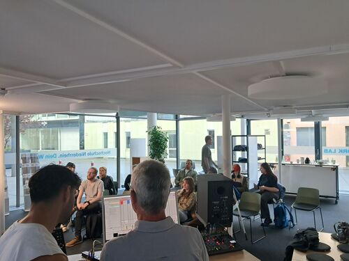 Electronic music workshop
