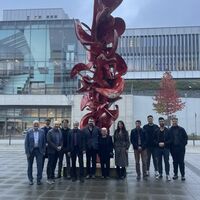 Gruppenbild der Gratulanten